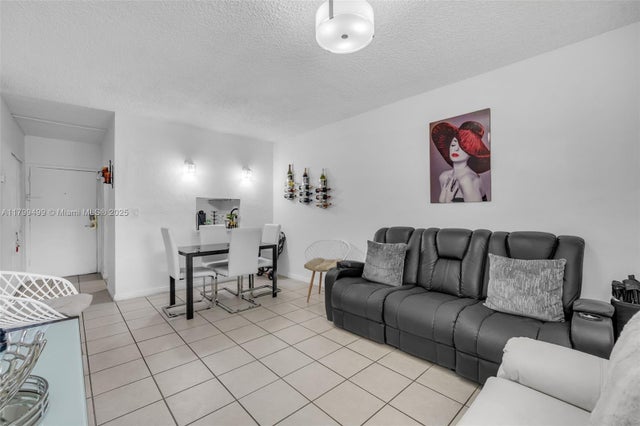 1 of 23 - 4550 Nw 9th St 106e, Miami, FL