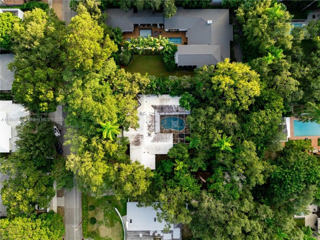 3 of 9 - 2850 Natoma St, Coconut Grove, FL