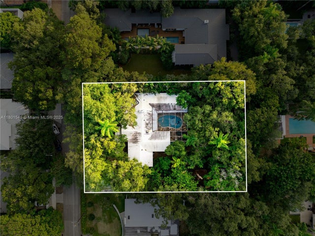 4 of 9 - 2850 Natoma St, Coconut Grove, FL