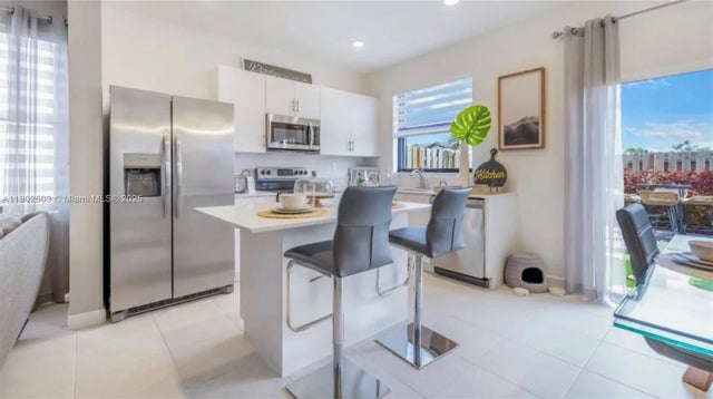 4 of 11 - 2355 Nw 122nd Ter, Miami, FL