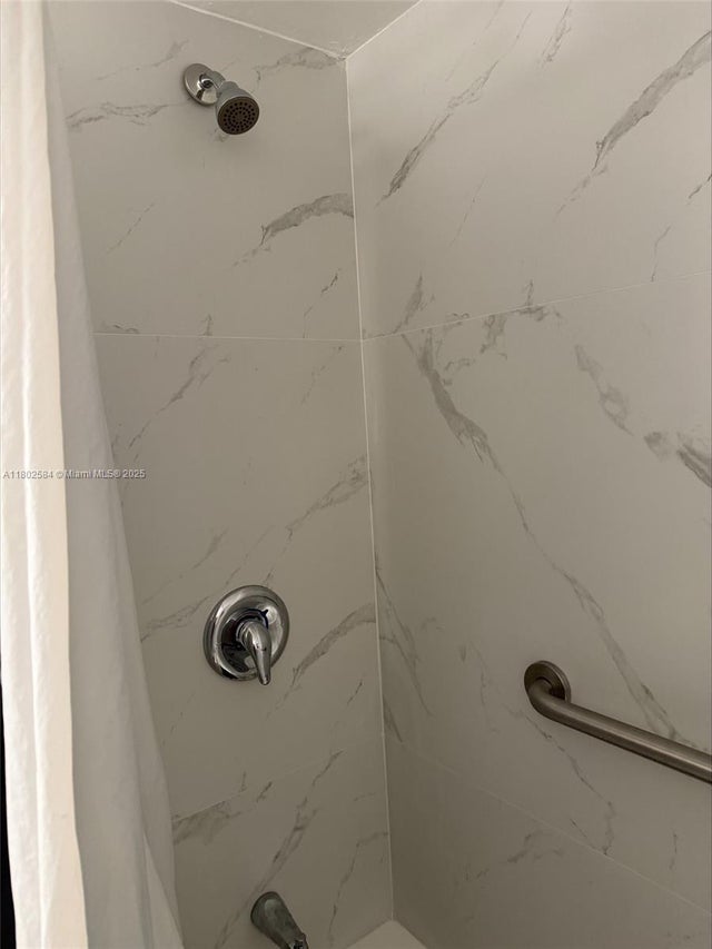 2 of 10 - 1720 Nw N River Dr 203, Miami, FL