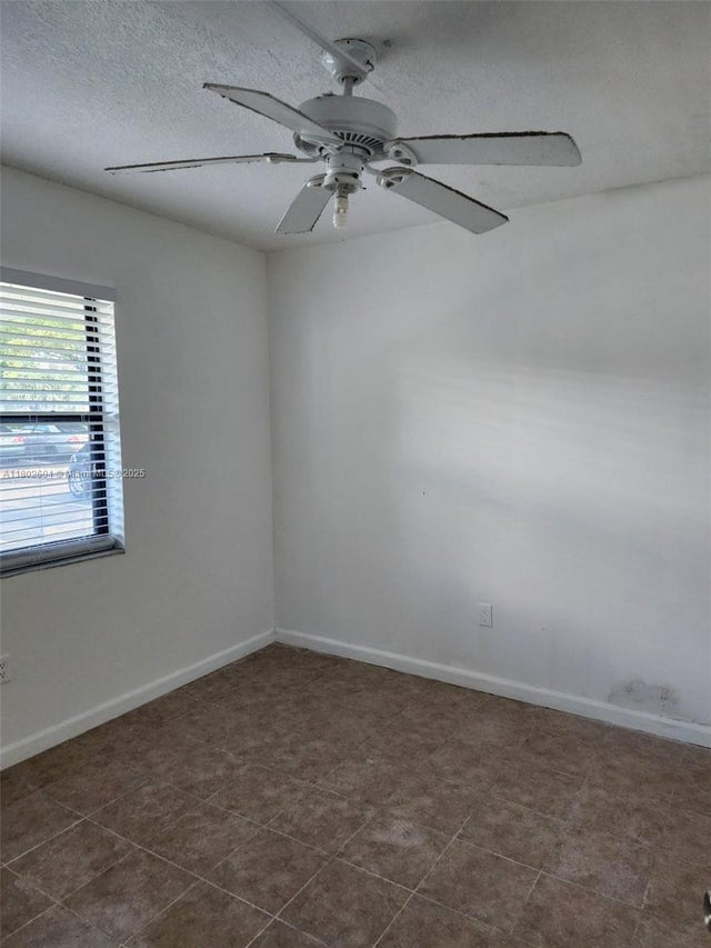5 of 8 - 6020 Shakerwood Cir 103, Tamarac, FL