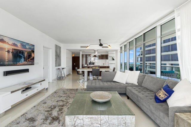2 of 30 - 3737 Collins Ave S-503, Miami Beach, FL