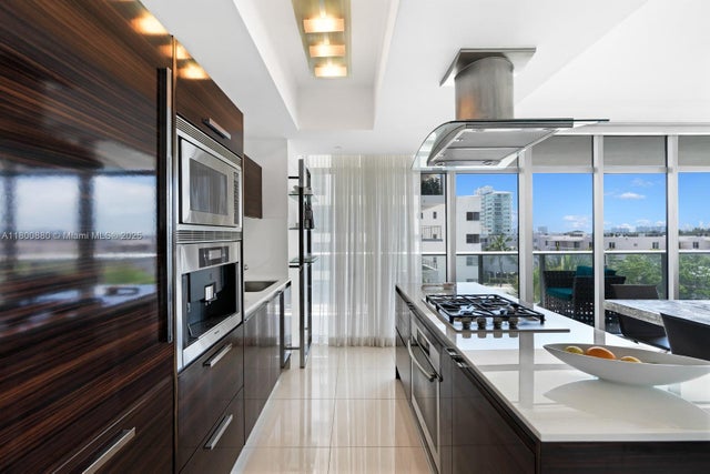 5 of 39 - 3737 Collins Ave S-503, Miami Beach, FL