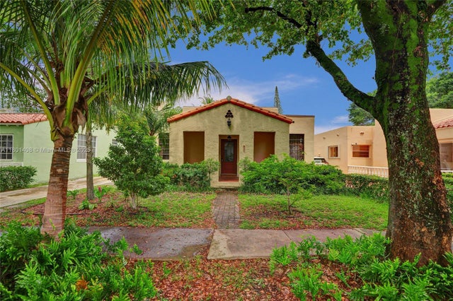 3 of 38 - 817 Lorca St, Coral Gables, FL