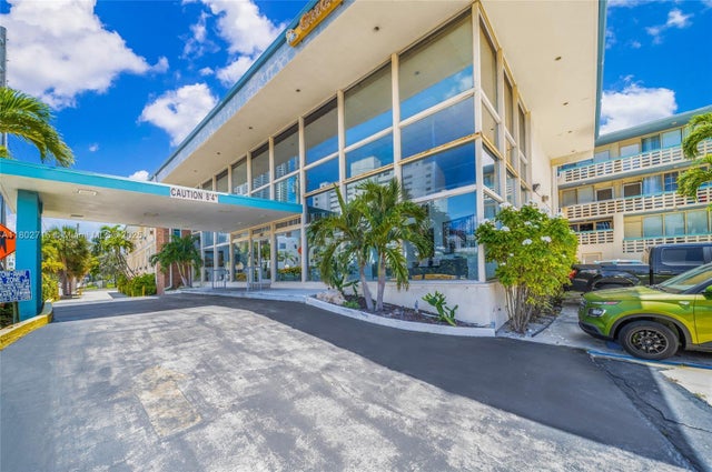 1 of 17 - 6484 Indian Creek Dr 202, Miami Beach, FL