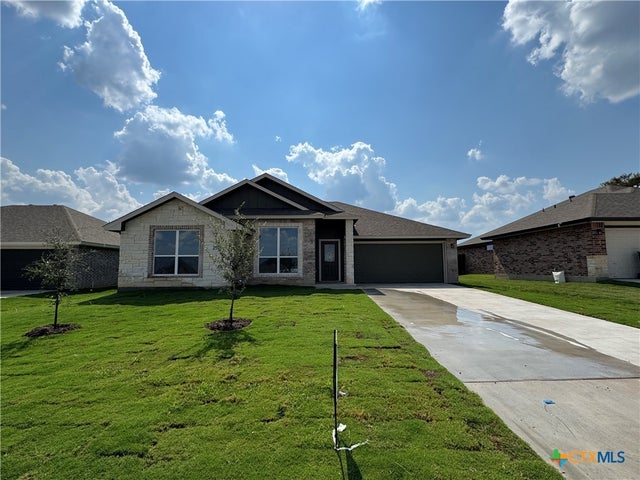 2528 Cowgirl Trail, Belton