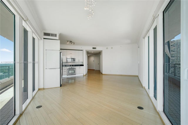 3 of 17 - 60 Sw 13th St 2100, Miami, FL
