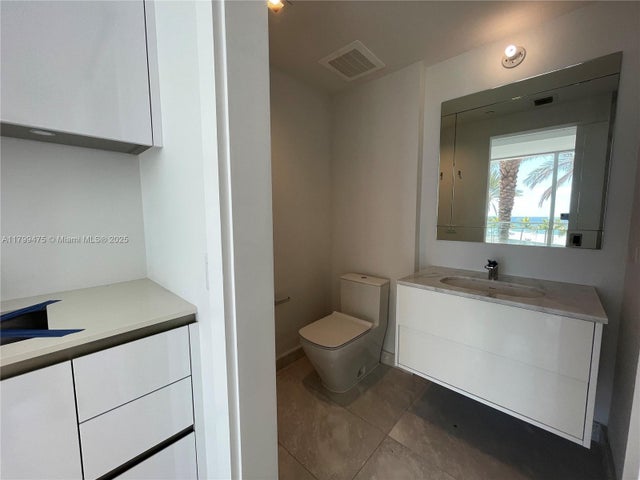 4 of 12 - 18501 Collins Avenue Cabana 22, Sunny Isles Beach, FL