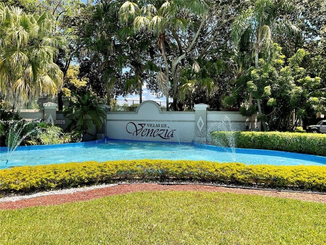 1 of 21 - 9998 Nob Hill Pl 9998, Sunrise, FL