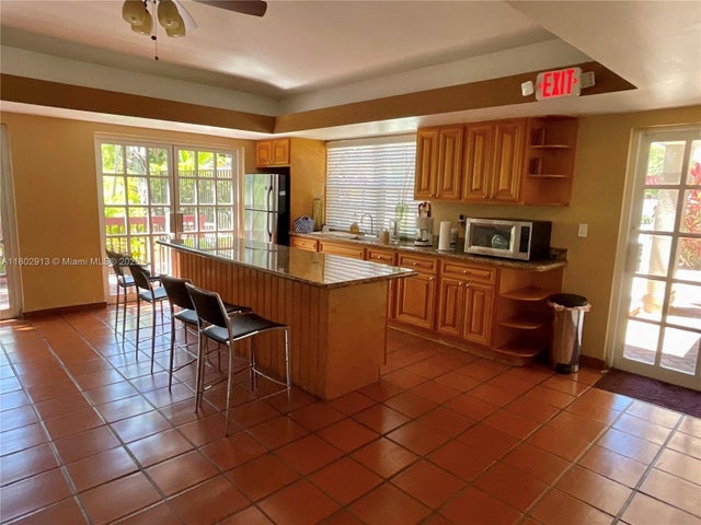 3 of 21 - 9998 Nob Hill Pl 9998, Sunrise, FL