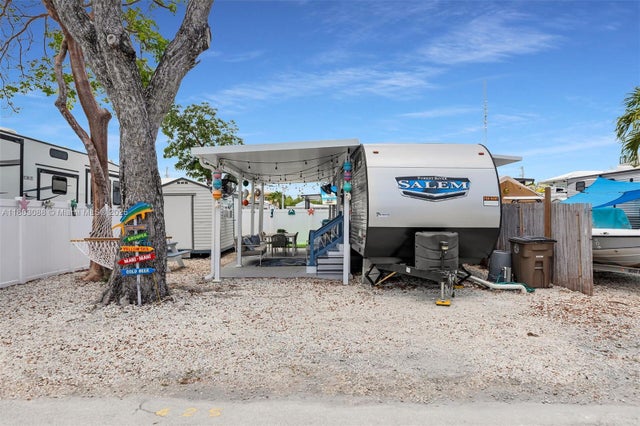1 of 34 - 325 Calusa Street Lot 425, Key Largo, FL