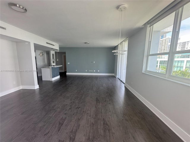 4 of 41 - 5970 Indian Creek Dr Ph-3, Miami Beach, FL