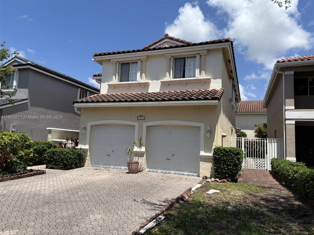 3 of 38 - 14737 Sw 132nd Ct, Miami, FL
