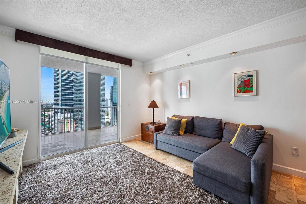 170 Se 14th St 2805, Miami