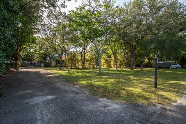 2 of 29 - 10900 Sw 90th Ave, Miami, FL