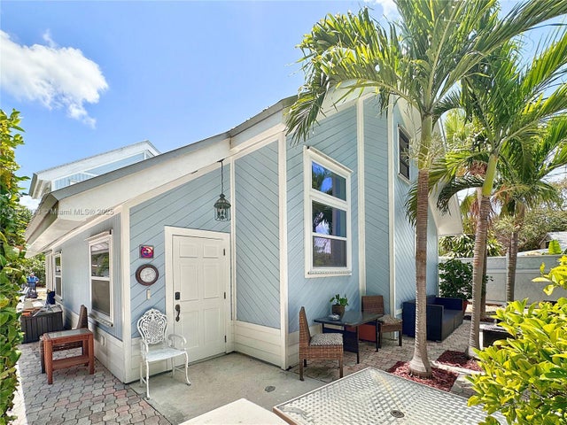 1 of 51 - 106 Gardenia Ave, Tavernier, FL
