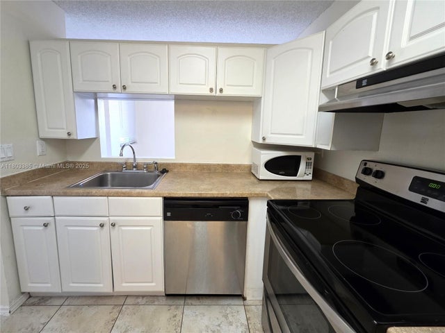 3 of 18 - 16104 Glenmoor Dr 16104, West Palm Beach, FL