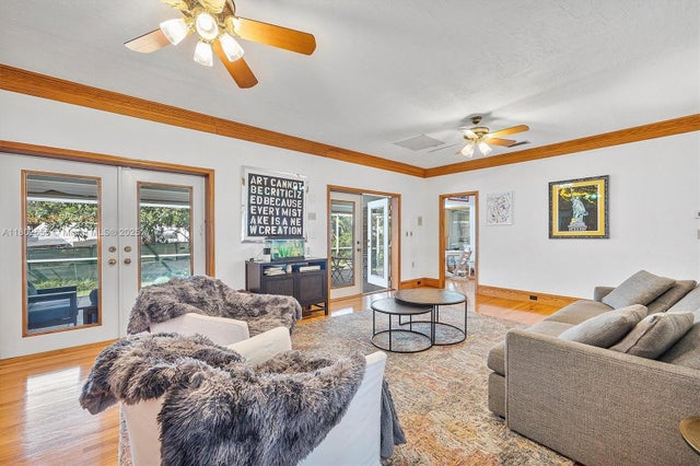 3 of 42 - 415 Tivoli Ave, Coral Gables, FL