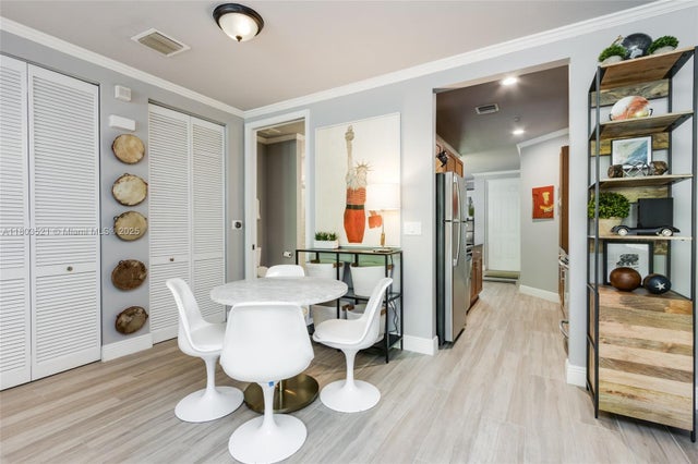 3 of 29 - 240 Sw 14th Ave 240, Fort Lauderdale, FL