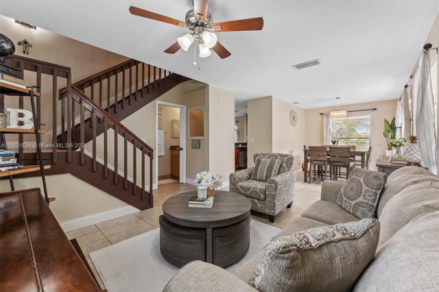5 of 32 - 6800 Bayfront Circle, Margate, FL
