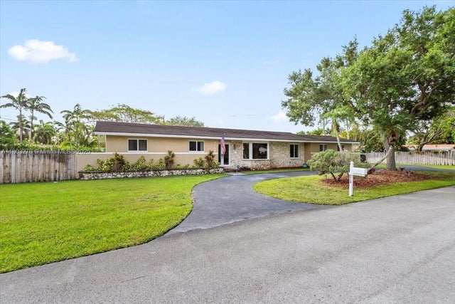 2 of 57 - 9750 Sw 143rd Dr, Miami, FL