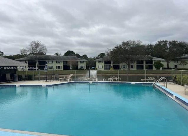 2 of 30 - 1301 Sabal Ridge Cir G, Palm Beach Gardens, FL
