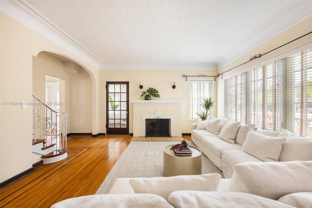5 of 40 - 1801 Sw 12th St, Miami, FL