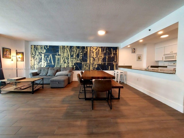 2 of 29 - 1200 Brickell Bay Dr 3708, Miami, FL