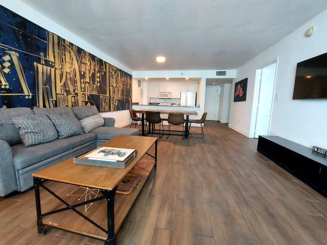 3 of 29 - 1200 Brickell Bay Dr 3708, Miami, FL