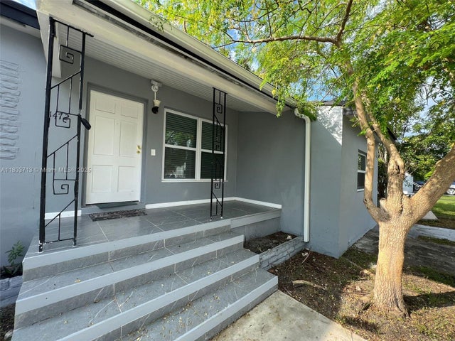 4 of 32 - 1472 Ne 150th St, Miami, FL
