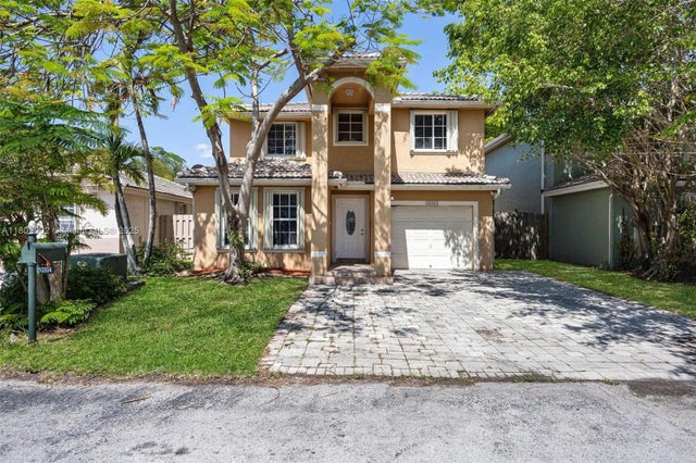 1 of 51 - 10504 Sw 161st Pl, Miami, FL