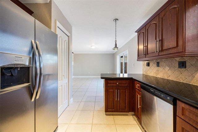 4 of 51 - 10504 Sw 161st Pl, Miami, FL
