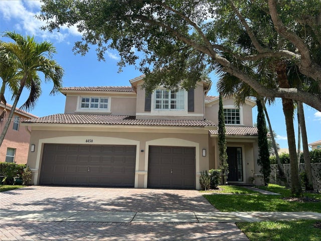 2 of 46 - 4450 Laurel Pl, Weston, FL