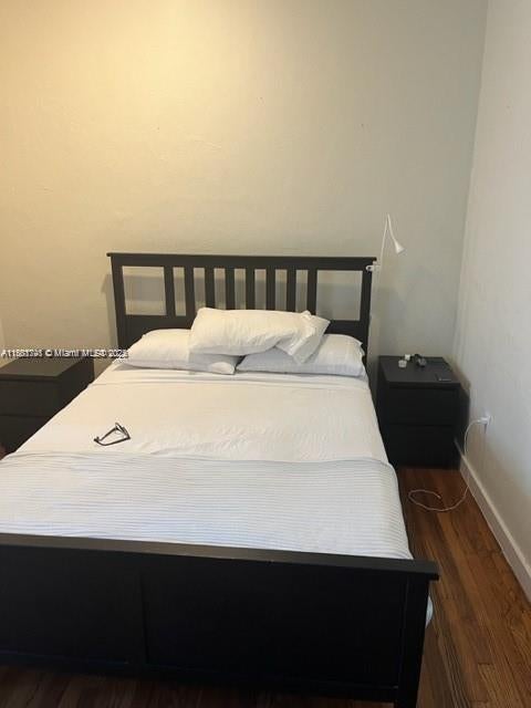 5 of 7 - 741 15th St 8, Miami Beach, FL
