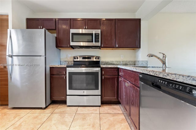 2 of 11 - 880 Ne 207th Ter 202-10, Miami, FL