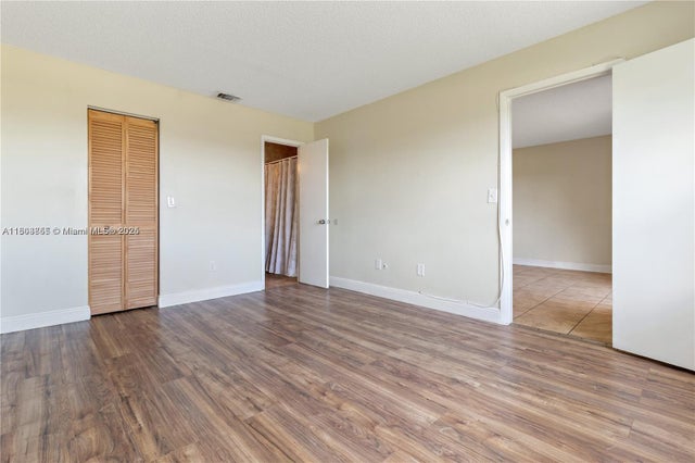 5 of 11 - 880 Ne 207th Ter 202-10, Miami, FL