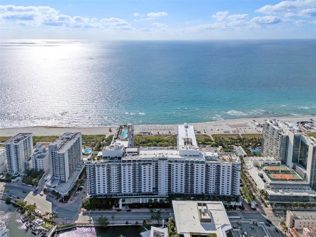 1 of 36 - 2301 Collins Ave. 727, Miami Beach, FL