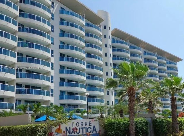 1 of 35 - Torre Nautica Santa Elena Ecuador B02, Santa Elena, OS