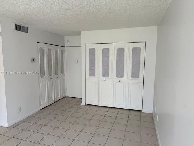 4 of 44 - 16919 N Bay Rd 617, Sunny Isles Beach, FL