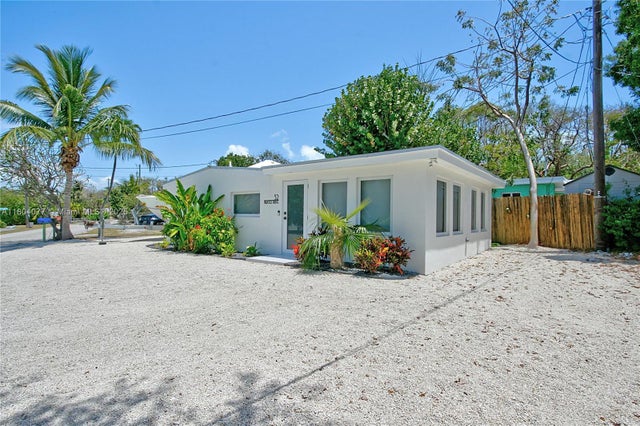 3 of 25 - 32 Pirates Dr, Key Largo, FL