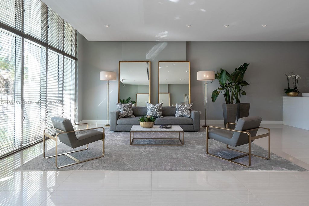 321 Ne 26th St 614, Miami