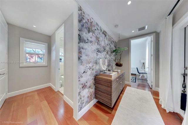 2 of 36 - 540 Loretto Ave 19, Coral Gables, FL