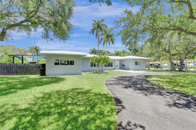 3 of 59 - 626 S 13th Ave, Hollywood, FL