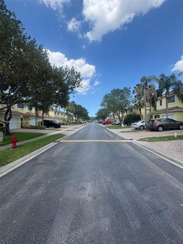 3 of 36 - 1211 Imperial Lake Rd, West Palm Beach, FL