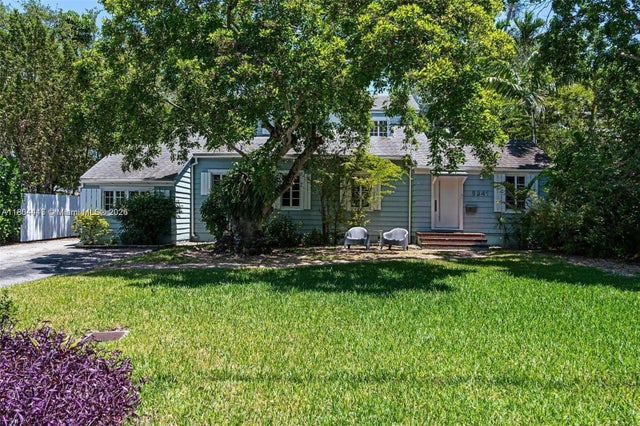 2 of 31 - 9341 Ne 9th Ave, Miami Shores, FL