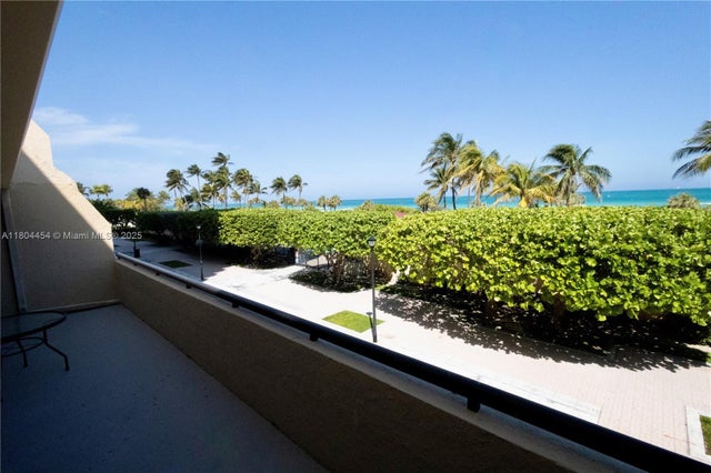 1 of 27 - 2555 Collins Ave 308, Miami Beach, FL