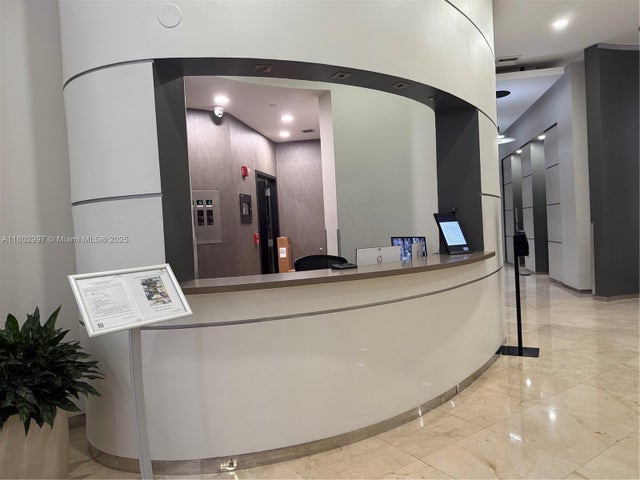 4 of 26 - 9066 Sw 73rd Ct 2401, Miami, FL