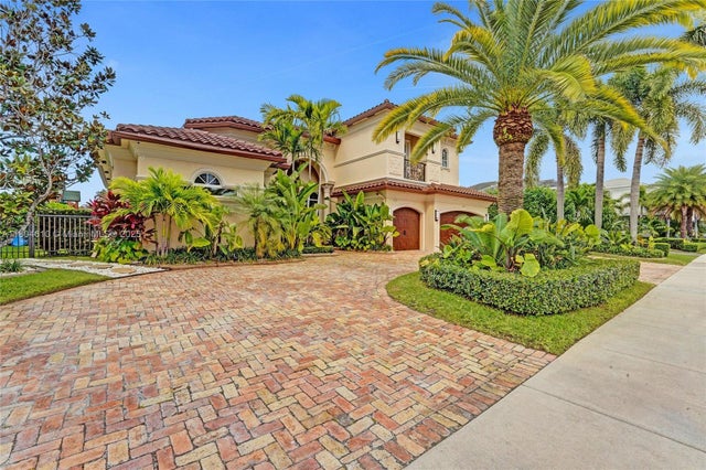 2 of 53 - 10291 Sweet Bay St, Plantation, FL