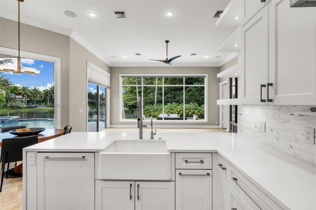 5 of 53 - 10291 Sweet Bay St, Plantation, FL